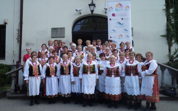 Sukces zespołu śpiewaczego „Kąpielanki” na międzynarodowym konkursie-pieśniami na cześć Maryi wyśpiewały III miejsce.