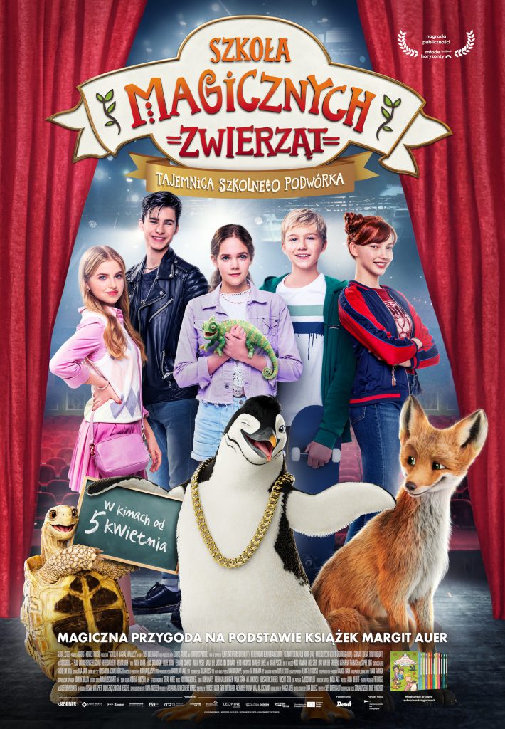 Plakat filmu Szkoła magicznych zwierząt. Tajemnica szkolnego podwórka 2D DUB
